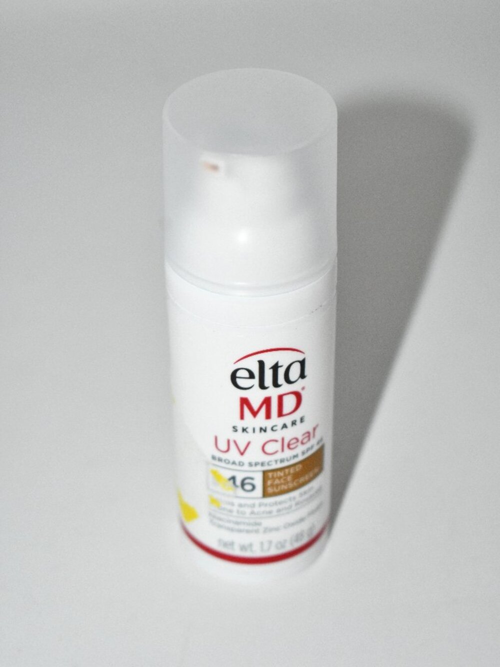 EltaMD UV Clear Tinted Face Sunscreen Broad Spectrum SPF 46 1.7 oz NWOT